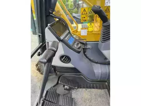 Korečková rýpadla 2022 Komatsu PC210LCI-11E0 EQUIPEE 3D (16)