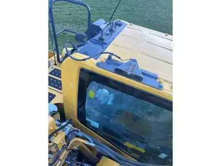 Escavadora de rastos 2022 Komatsu PC210LCI-11E0 (9)