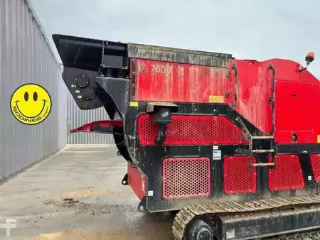 Miscelaneo 2024 Red Rhino 7000 A MACHOIRE (5)
