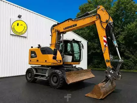 Mobilní bagry 2018 Liebherr A918 Compact Litronic (1)