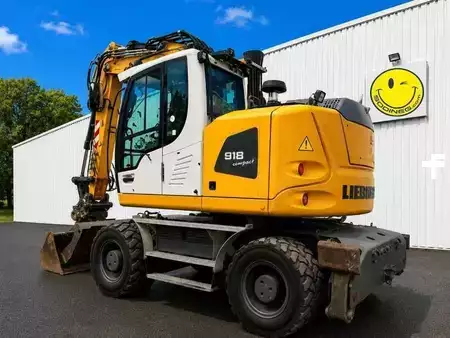 Mobilní bagry 2018 Liebherr A918 Compact Litronic (3)