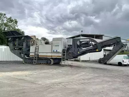 Outro 2012 METSO LOKOTRACK LT 1315 A PERCUSSION (1)