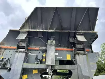 Outro 2012 METSO LOKOTRACK LT 1315 A PERCUSSION (36)