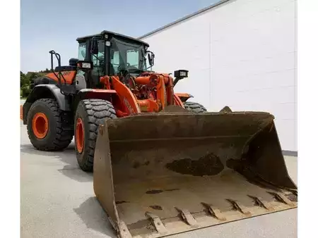 Radlader 2015 Hitachi ZW220-5 (1)