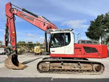 Excavadoras de cadenas 2016 Liebherr R926LC (4)