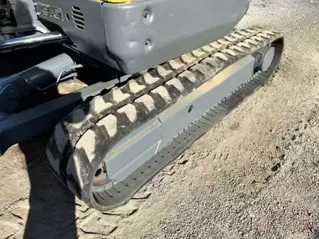 Minibagry 2005 Volvo ECR38 (25)