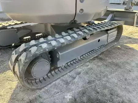Minibagry 2005 Volvo ECR38 (30)