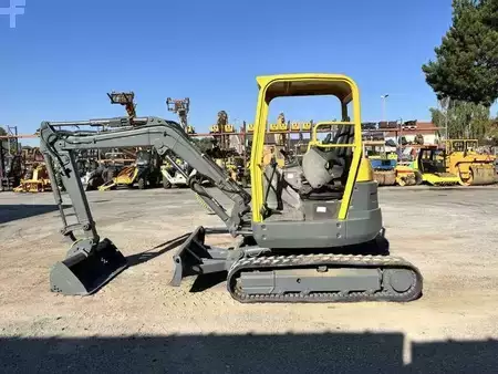 Minibagry 2005 Volvo ECR38 (4)