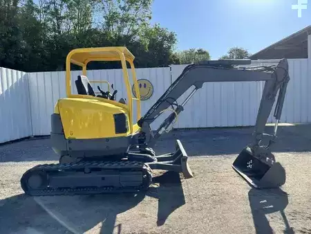 Minibagry 2005 Volvo ECR38 (7)