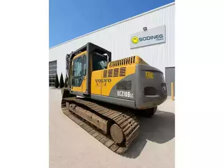 Excavadoras de cadenas 2006 Volvo EC210BLC (4)