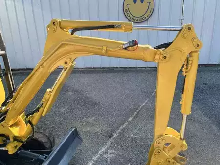Mini excavators 2007 Komatsu PC09-1 (11)