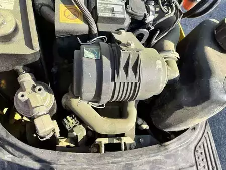 Mini excavators 2007 Komatsu PC09-1 (36)