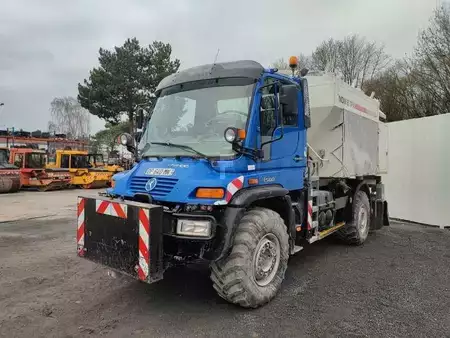 Sonstige 2004 Mercedes-Benz UNIMOG U500 (2)