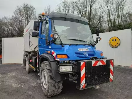 Sonstige 2004 Mercedes-Benz UNIMOG U500 (8)