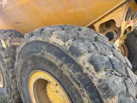 Leddumper / dumpere 2008 Bell B25D 6X6 (7)