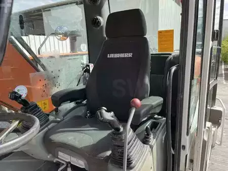 Mobilní bagry 2013 Liebherr A918 COMPACT (45)
