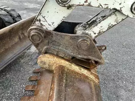 Rupsgraafmachines 2007 Takeuchi TB180FR (17)