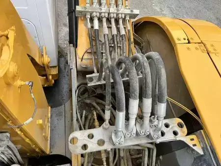 Pelle de manutention 2018 Liebherr LH22C LITRONIC (46)