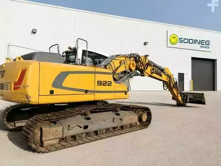 Koparki gąsienicowe 2013 Liebherr R922 (1)