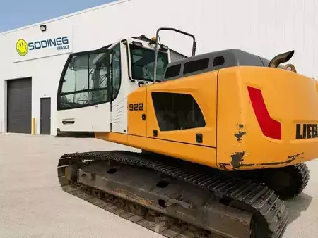 Koparki gąsienicowe 2013 Liebherr R922 (3)