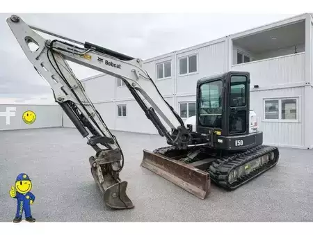 Міні-екскаватори 2015 Bobcat E50 (2)