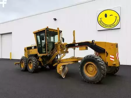Grader 2005 Caterpillar 12H (1)
