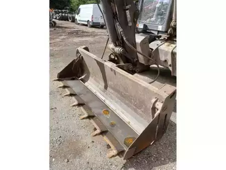 Escavatori gommati 2014 Mecalac 12 MTX (10)