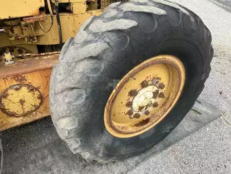 Väghyvlar 1984 Caterpillar 120G (17)