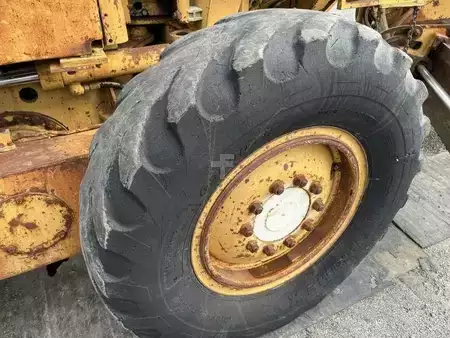 Väghyvlar 1984 Caterpillar 120G (21)