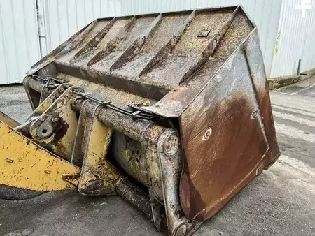 Chargeuse sur pneus 2012 Caterpillar 950K (12)