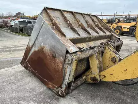 Chargeuse sur pneus 2012 Caterpillar 950K (15)