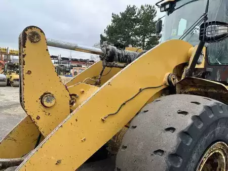 Chargeuse sur pneus 2012 Caterpillar 950K (16)