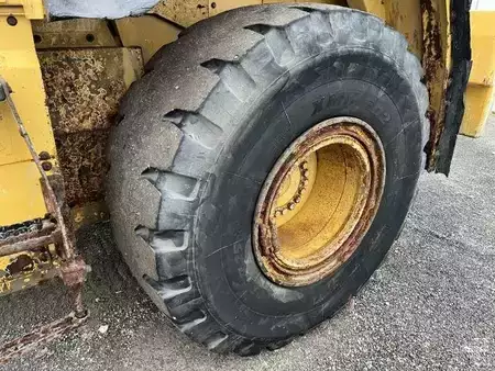 Chargeuse sur pneus 2012 Caterpillar 950K (40)