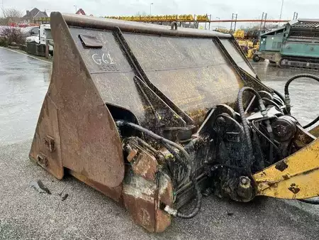 Chargeuse sur pneus 2012 Caterpillar 950K (11)