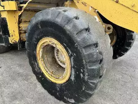 Chargeuse sur pneus 2012 Caterpillar 950K (18)