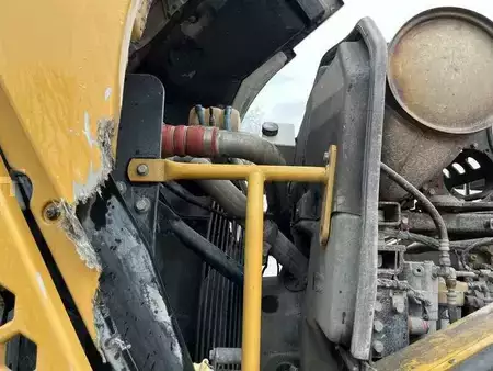 Chargeuse sur pneus 2012 Caterpillar 950K (38)