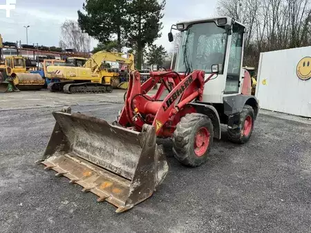 Other 2010 Liebherr L506 Stereo (2)