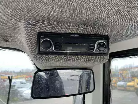 Other 2010 Liebherr L506 Stereo (39)