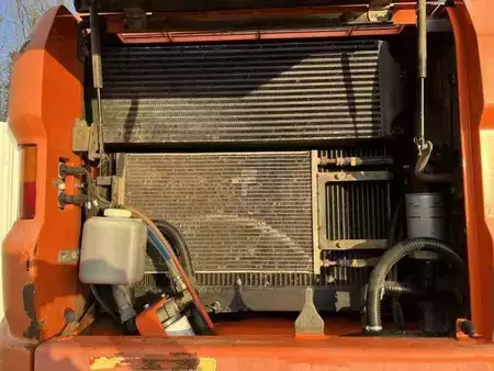 Escavatori gommati 2004 Fiat-Kobelco E145W (28)