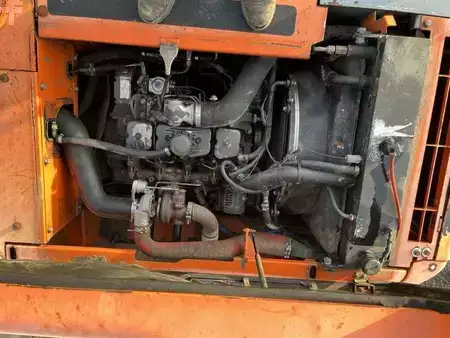 Escavatori gommati 2004 Fiat-Kobelco E145W (40)