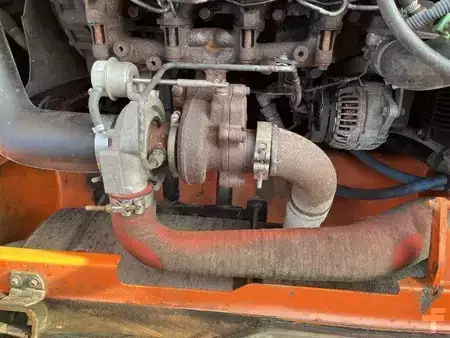 Escavatori gommati 2004 Fiat-Kobelco E145W (42)