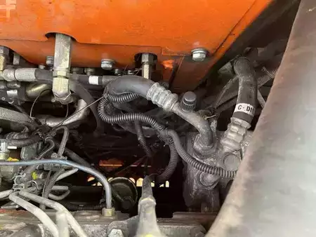Escavatori gommati 2004 Fiat-Kobelco E145W (46)