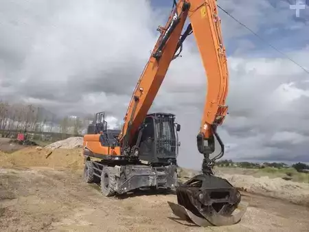 Mobil gravemaskin 2022 Doosan DX250WMH-7 (5)