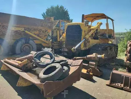 Bulldozere 1975 Caterpillar D8K + Porte Engins (15)