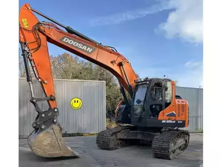 Escavadora de rastos 2022 Doosan DX235LCR-7 (1)