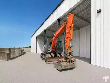 Koparki gąsienicowe 2010 Hitachi ZX135 US-3 (11)