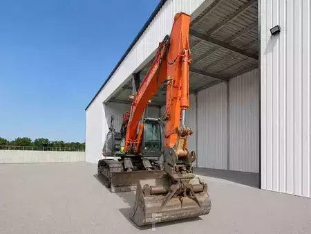 Koparki gąsienicowe 2010 Hitachi ZX135 US-3 (13)