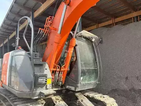 Koparki gąsienicowe 2010 Hitachi ZX135 US-3 (19)