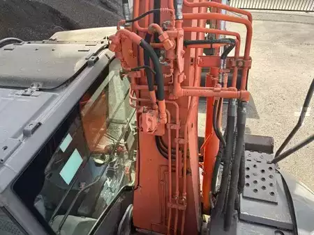 Koparki gąsienicowe 2010 Hitachi ZX135 US-3 (34)