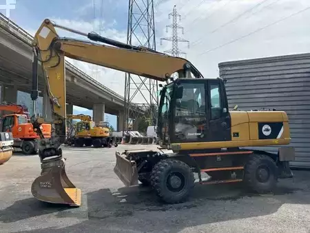 Escavadora de rodas 2014 Caterpillar M318D (1)